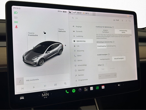 Tesla Model 3 22 of 30