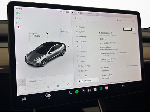 Tesla Model 3 23 of 30