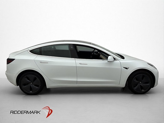 Tesla Model 3 10 of 30