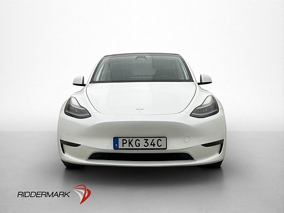 Tesla Model Y 3 of 30