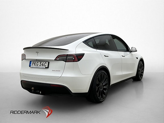 Tesla Model Y 5 of 30