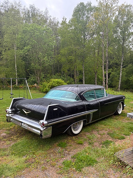 Cadillac Series 62 2 of 8