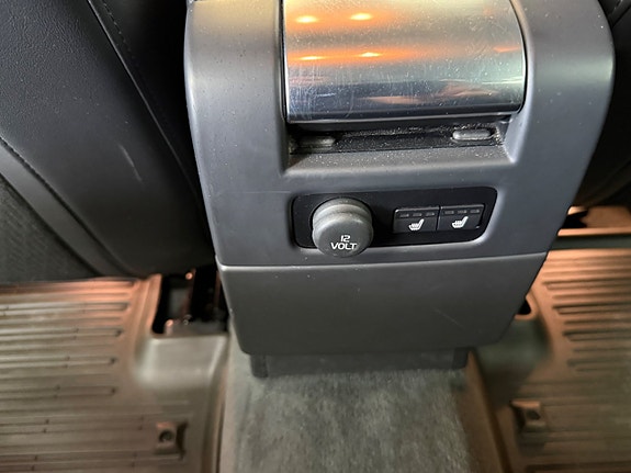 Volvo V70 16 of 21