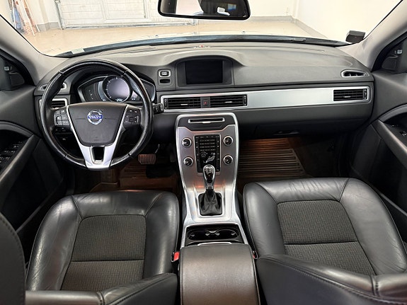 Volvo V70 15 of 21