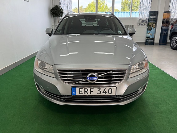 Volvo V70 7 of 21