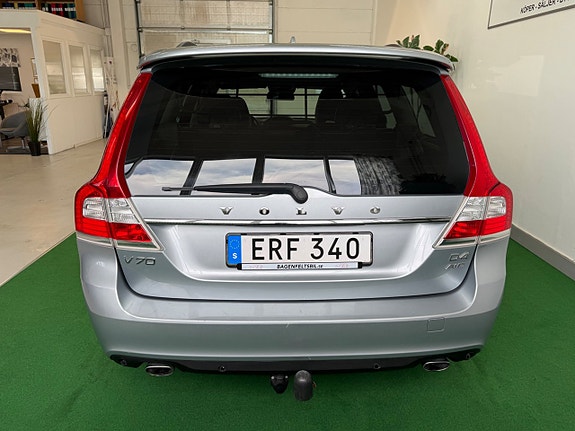 Volvo V70 4 of 21