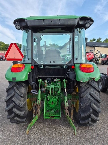 John Deere 5055 E 5 of 10
