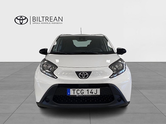 Toyota Aygo X 6 of 13