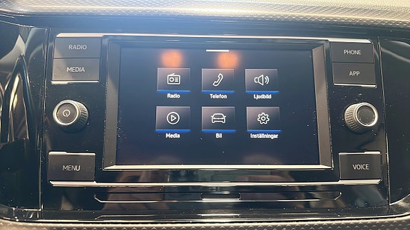 Volkswagen T-Cross 9 of 20