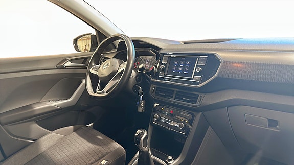 Volkswagen T-Cross 11 of 20
