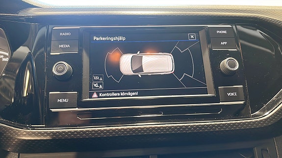 Volkswagen T-Cross 16 of 20