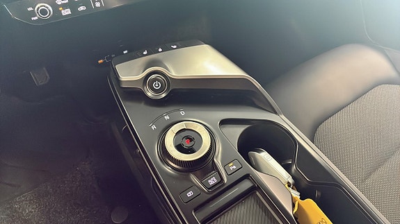 Kia EV6 14 of 17