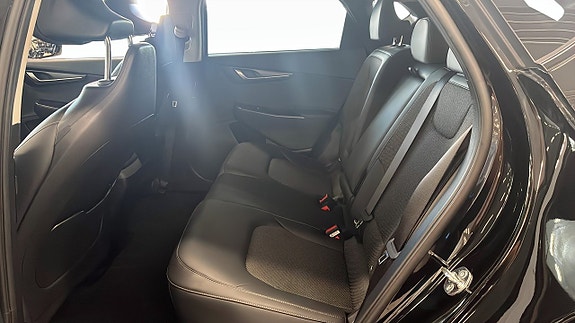 Kia EV6 9 of 17