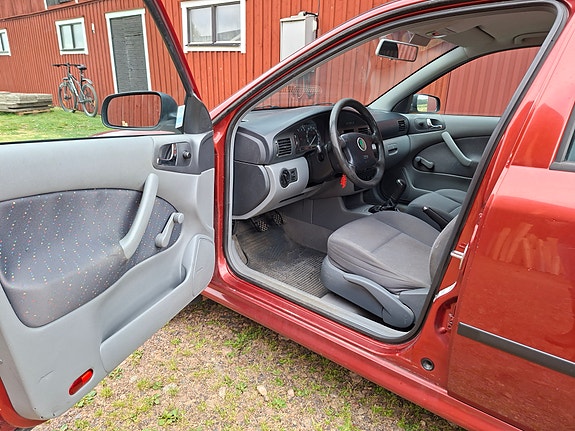 Skoda Octavia 3 of 3