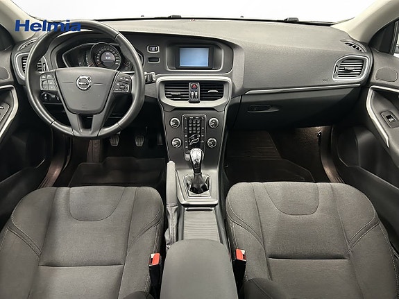 Volvo V40 9 of 9