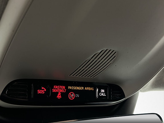 Volvo XC40 19 of 30