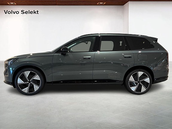 Volvo EX90 3 of 21