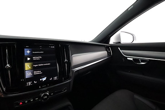 Volvo V90 22 of 27