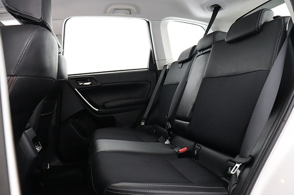 Subaru Forester 15 of 19