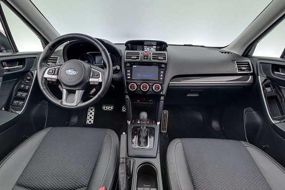 Subaru Forester 16 of 19