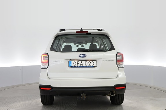 Subaru Forester 5 of 19