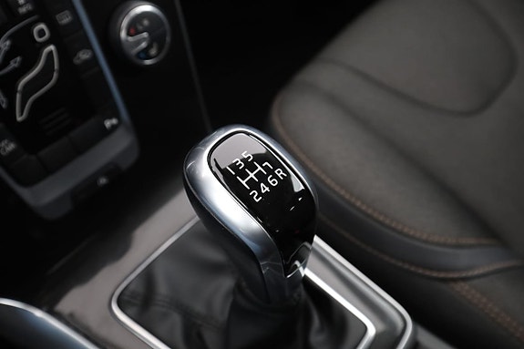 Volvo V40 Cross Country 27 of 30
