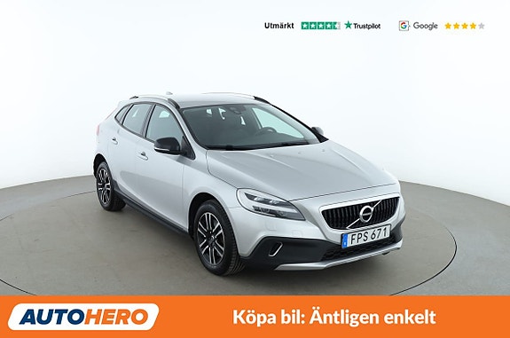Volvo V40 Cross Country 8 of 30