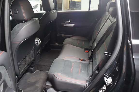 Mercedes-Benz GLB220 d 23 of 23