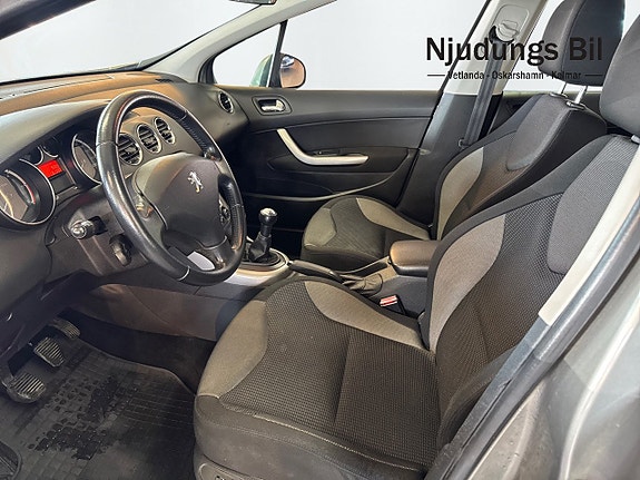 Peugeot 308 6 of 9