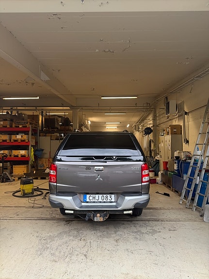 Mitsubishi L200 3 of 7