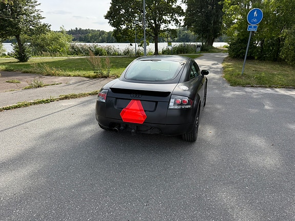 Audi TT 6 of 13