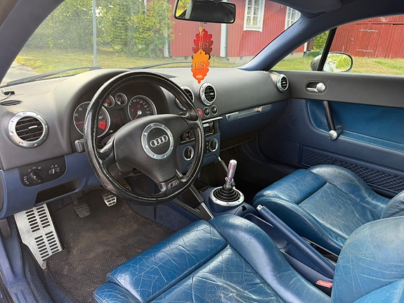 Audi TT 10 of 13