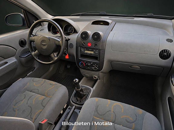 Daewoo Kalos 9 of 10