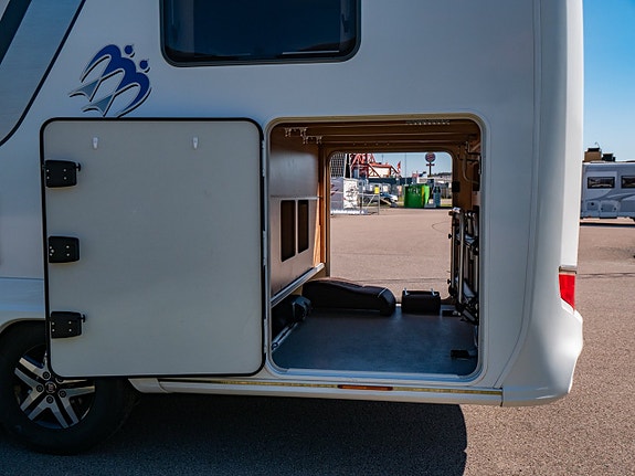 Knaus Sun I 900 LX *Hydrauliska stödben *Queensbed 26 of 28