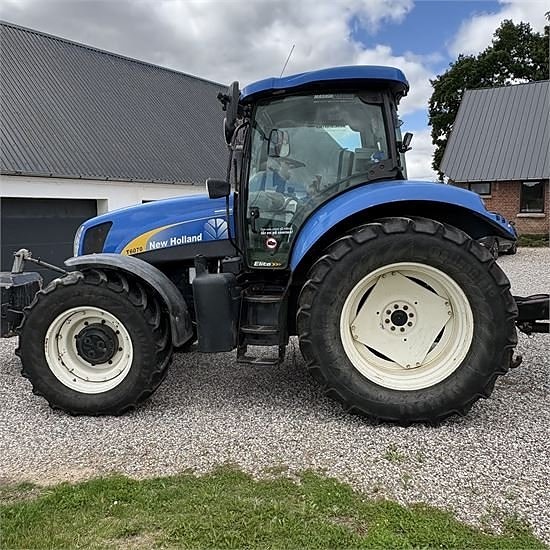 New Holland T6070 4 of 30