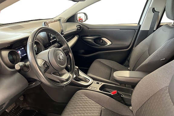 Toyota Yaris 14 of 21
