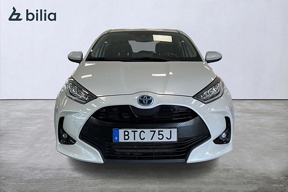 Toyota Yaris 6 of 21