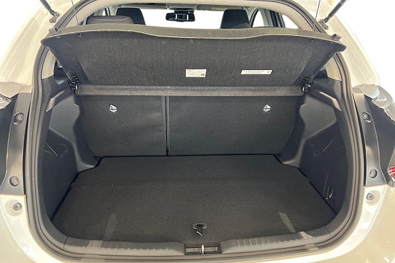 Toyota Yaris 12 of 21
