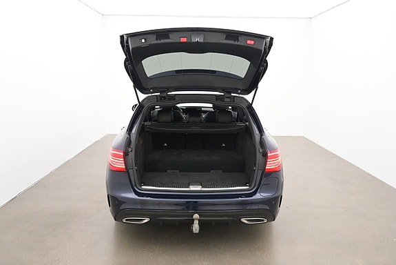 Mercedes-Benz C300 21 of 27
