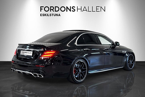 Mercedes-Benz E63 7 of 30