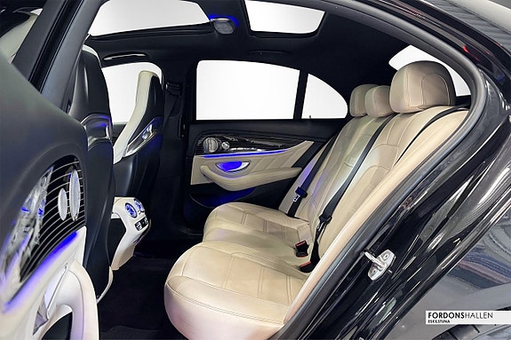 Mercedes-Benz E63 14 of 30