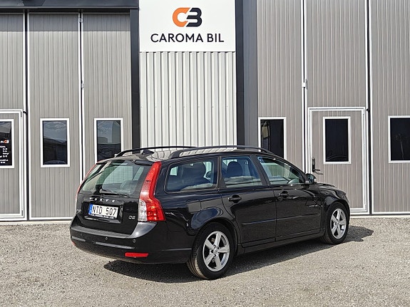 Volvo V50 3 of 14