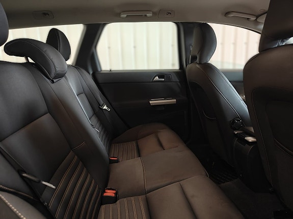 Volvo V50 14 of 14