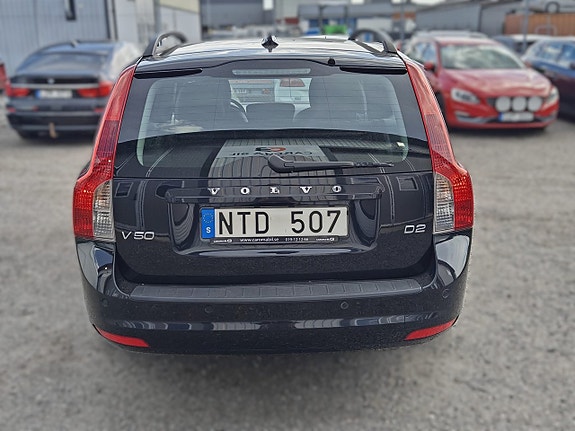 Volvo V50 8 of 14