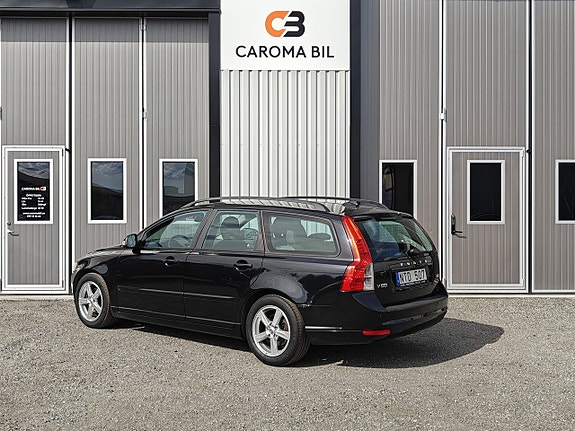 Volvo V50 4 of 14