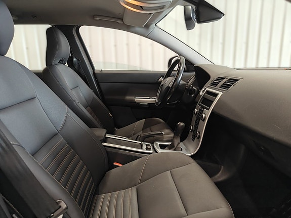 Volvo V50 11 of 14