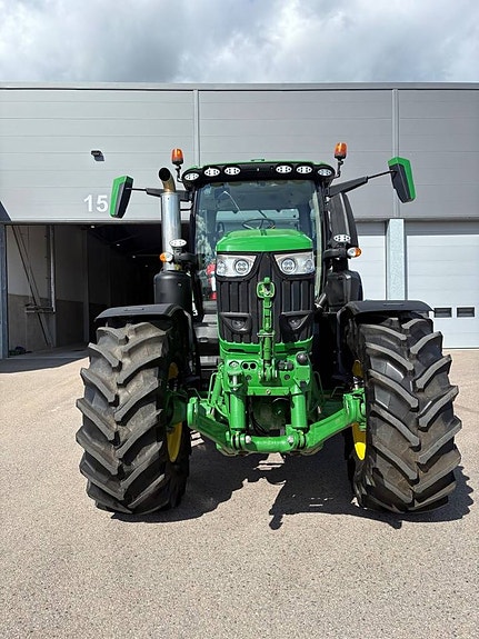 John Deere 6R250 /frontlyft 2 of 11