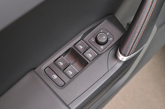 Seat Leon 10 of 27