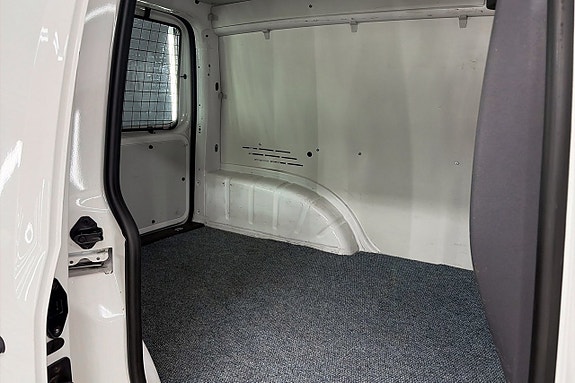 Volkswagen Caddy 10 of 12