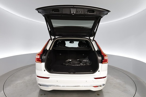 Volvo XC60 16 of 17